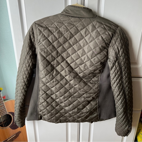 Me Jane Green Quilted Zip Up Jacket - Picture 7 of 9